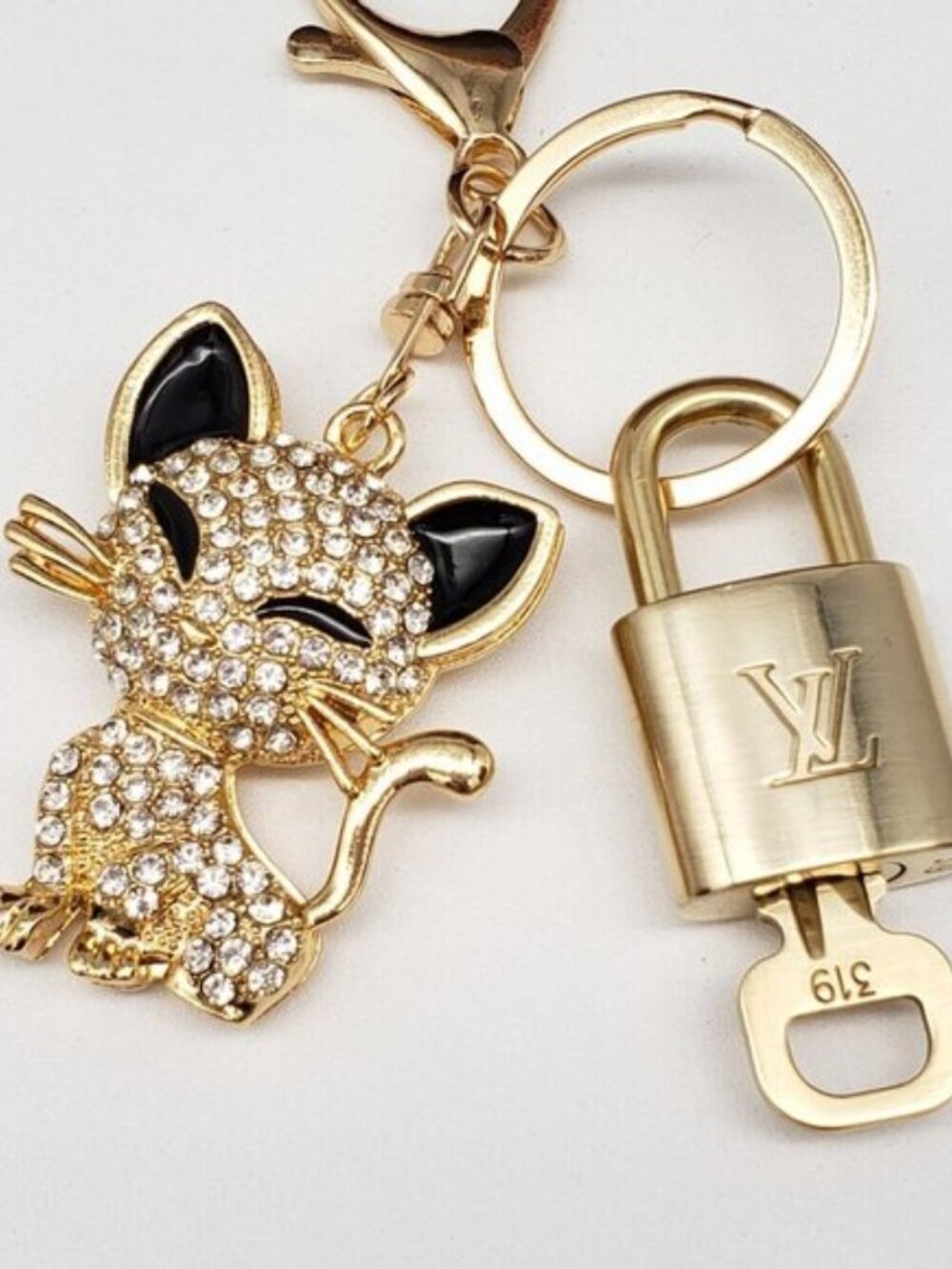 Louis Vuitton Gold Padlock Key 🔒 Authentic LV Charm + Unbranded Cat Keychain - Picture 6 of 8